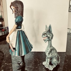 American Mcgee’s Alice and Cheshire Cat – EA 2000 Bloody Variant NO BOX