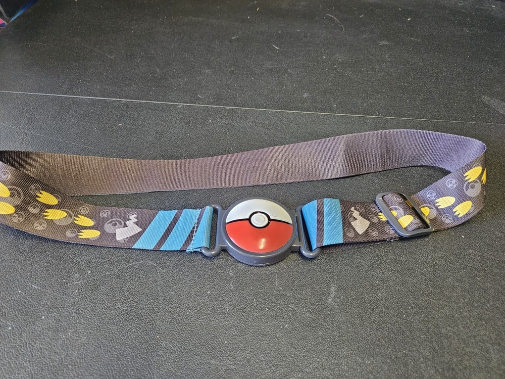 Pokemon Poke ball Clasping Belt 2018 adjustable sizing
