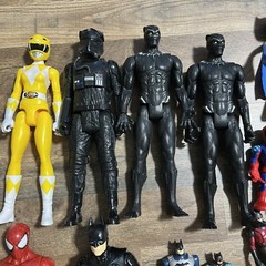 Lot Of 18 Mix Super Hero Characters Figures Action Figures Toys Variety