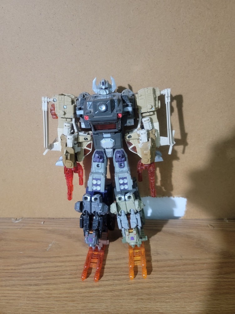 2009 Hasbro Transformers ROTF Bruticus Maximus Target Exclusive
