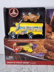Disney Pixar Cars 3 Crazy 8 Crashers Smash & Crash Derby Playset – RARE – NEW