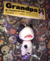 GRAPE BRAIN ABAO Signed Grandpa Sofubi Vinyl Figure LA CollectedCon 2026 RARE!