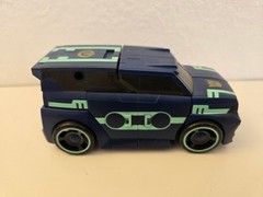 Transformer Animated Deluxe Class Soundwave