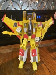 Hasbro Transformers Masterpiece Sunstorm MP-05 Toys R Us Exclusive