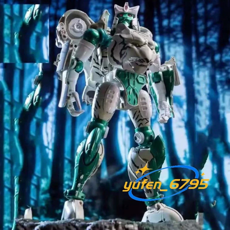 New Party W10 Figure Model Gift Jungle Warrior Ornaments