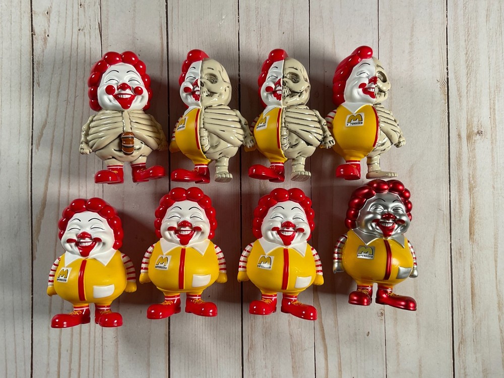 Mindstyle x Ron English Supersized Miscellaneous Lot Of 8 *NO BOX INCLUDED A1