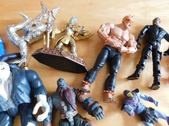 Action Figures DC Comics/Hasbro/Marvel/Mattel/Other Lot Mixed (17 Figures)