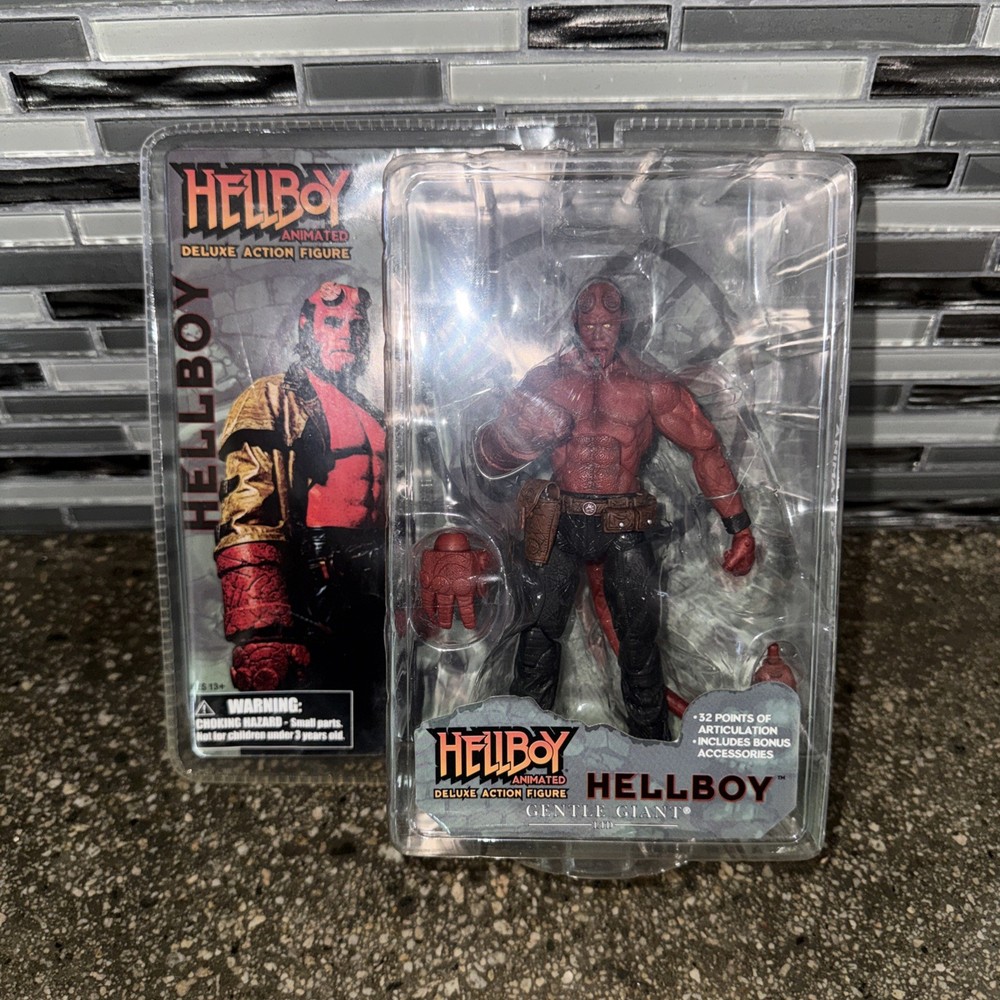 Hellboy Movie Deluxe Action Figure Ron Pearlman Moc Gentle Giant 2007 Rare NIP