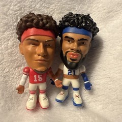 Smols NFL Series 2 – Patrick Mahomes #15 KC chiefs & Ezekiel Elliott #21 Dallas