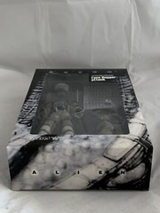 2002 ALIEN 1/12 Scale Model Figure Series – FACE HUGGER ATTACK – NEW Sealed