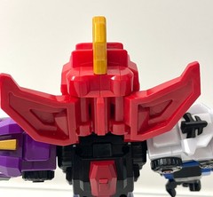 Dino Core Season 3 MINI ULTRA D-BUSTER Action Figure Robot – not complete