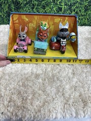 Disney Parks Zootopia 2 Set Of 3 Pullback Toy Stunt Cars Action Figures NEW!