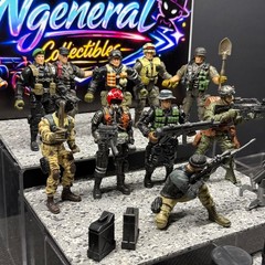 Chap-Mei Lot of 9 Soldiers with Tactical Weapons and Accessories Set