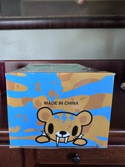 Tokidoki 6″ Yellow Tiger Vinyl Figure Simone Legno StrangeCo Creases On Box