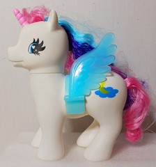 8 Vintage Wonder Pony Land UNICORN Figures plus Accessories GI-GO Toys
