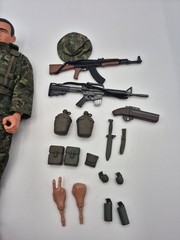 Lot of 21st Century Toys Vietnam Era US Soldier (4 with Accessories) + In Time