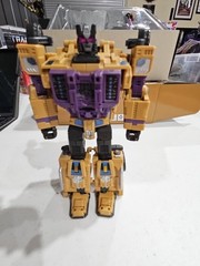 WB01-C Set Sly Strike Warbotron
