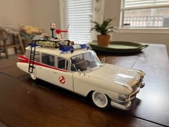 Ghostbusters Plasma Series Ecto-1 (1984), 1:18 Scale Collectible Toy Car