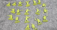 Blip Toys Battle Warriors Ninjas v Robots Army Men Miixed Lot Of Plastic Toys