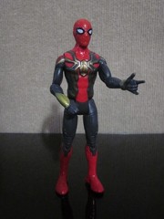 Marvel Studios Spider-Man No Way Home Gold Black Red Suit Figure Hasbro 2021