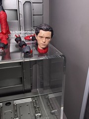 Mafex No.113 SPIDER-MAN Upgraded Suit 6″ Figure Medicom Toy LOOSE SCUFFED