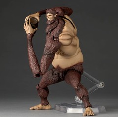 Kaiyodo Revoltech Amazing Yamaguchi Attack on Titan Beast Titan Figure w/Bonus