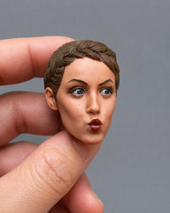 1/6 Female Head Sculpt Kissing Funny Expression For 12″ PHICEN Hot Toys Figure