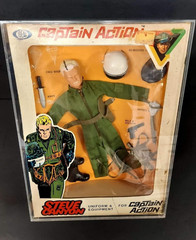 CAPTAIN ACTION IDEAL UNIFORMS SETS THIS SALE IS FOR A EMTY ACRYLIC CASE NO TOYS