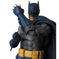 Batman: Hush MAFEX #105 Batman – reissue