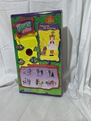 Playmates How Grinch Stole Christmas Cindy Lou Who Doll & Max Dog Figure NEW