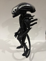 ALIEN KENNER 1979 BIG CHAP FIGURE 18” Excellent Condition Repro Dome