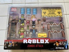 Roblox Zombie Attack Mix & Match Large Playset | 20 Piece Set W Virtual Item