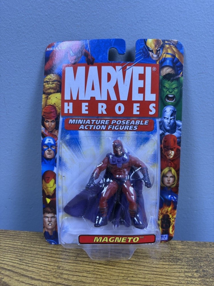 2005 Toybiz Marvel Heroes Miniature Magneto Poseable Action Figure V63 NIB