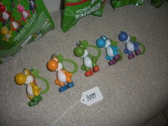 5) 2″ DIFFERENT COLORS YOSHI BackPack Buddies Clip Keychain Super Mario