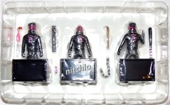 Mezco 5 Points – PINK SKULLS CHAOS CLUB (3 Figures & Clubhouse Diorama)