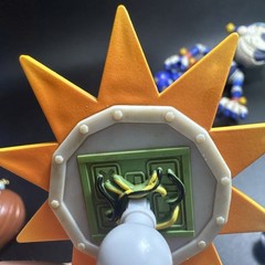 Funko Five Nights At Freddy’s Sun Figure Security Breach Lit Sun Moon