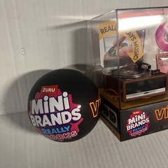 Zuru Mini Brands Really Works Vinyl Includes 1 Mystery Balls Everything Sealed