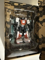 Transformers Generations Selects WFC-GS11 Decepticon Exhaust, War for Cybertron
