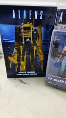 Neca Ripley /Power Loader and Queen Alien Set. Bishop under Attack ,New In Box