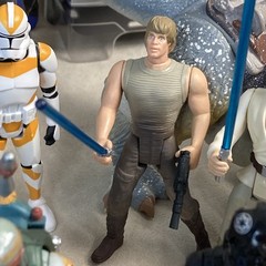 1990’s Star Wars Toy Lot of 18 Figures and Micro Machine Set. Clean. Smoke free.