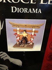 BRUCE LEE Premiere Edition Universal Studios Diorama BRAND NEW Only 4800 Made