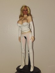 JIAOU DOLL 1/6 Pale Big Bust Seamless Body And Sun Tan Headsculpt 12″
