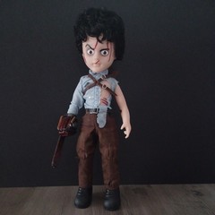 Living Dead Dolls Ash Evil Dead 2 Dead By Dawn horror figure Mezco
