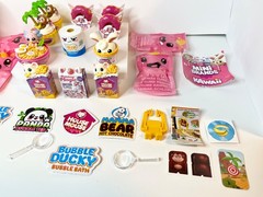 Zuru Mini Brands Kawaii Lot of 26 PCs Minis + Slime + Magnifying Glass + Guide