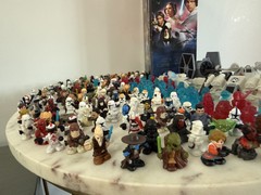 Hasbro Star Wars Micro Force Mini Lot Figures, Vehicles, and Tin – All in photo!