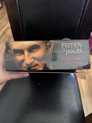 Freddy vs Jason, Sideshow Collectible, Freddy The Springwood Slasher 12″