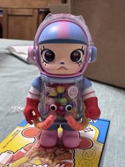 Jon Burgerman-mega Space Molly 100% Series 4 Confirmed