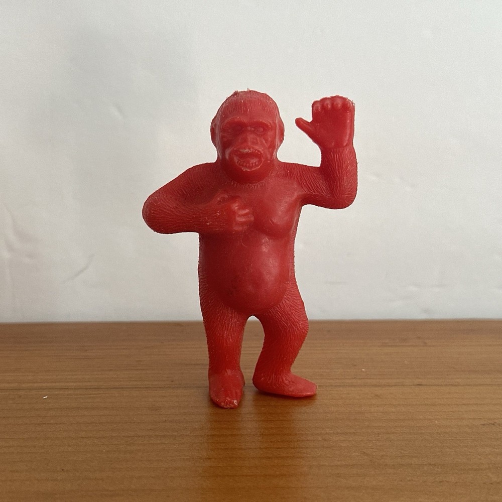 VTG 1950s 60s MPC 3″ Hard Plastic Red King Kong Gorilla Ape Monkey Toy Figure