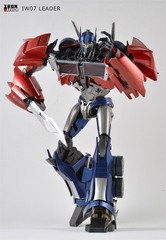 NEW IN STOCK Iron Warrior IW-07 Leader DLX Optimus Prime Action Figure Model Toy