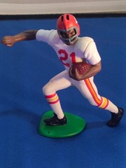 NFL Starting Lineup Action Figures Rypien, Garrett, Lilly, Jones. SET Of 4